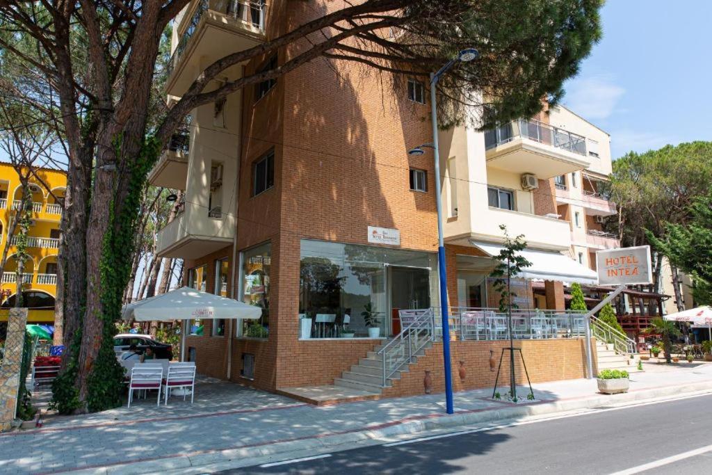 Intea Hotel Голем Екстериор снимка